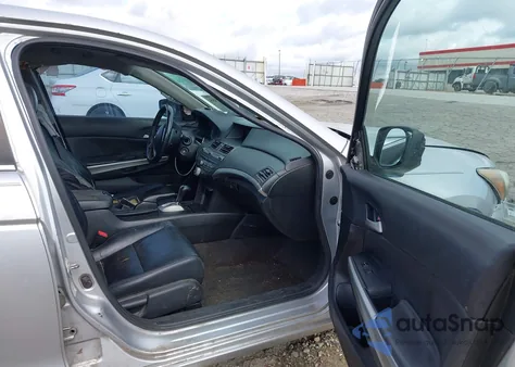 2010 Honda Accord 2.4 Ex-L z USA, uszkodzony, nr VIN 1HGCP2F85AA036488